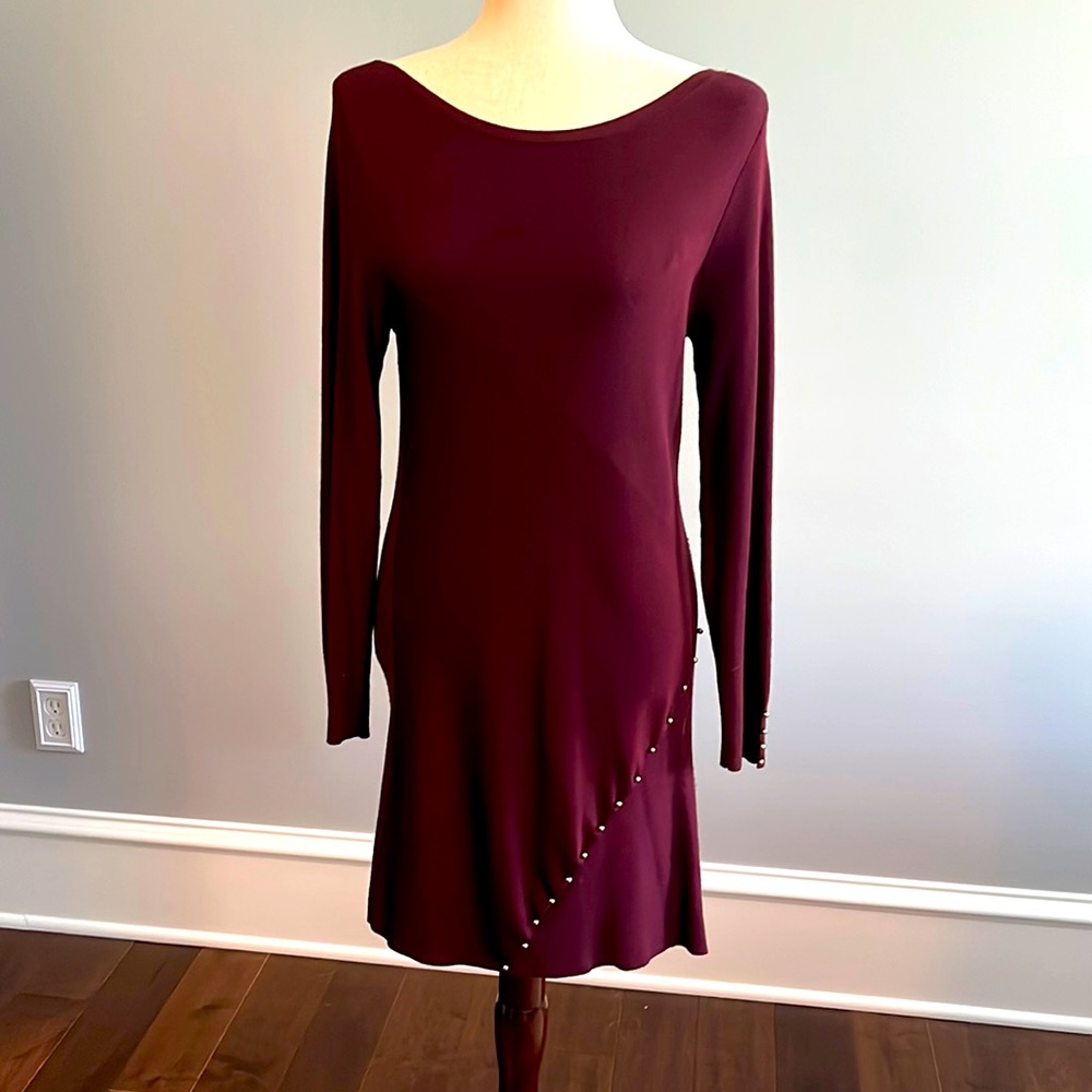 White House Black Market, M